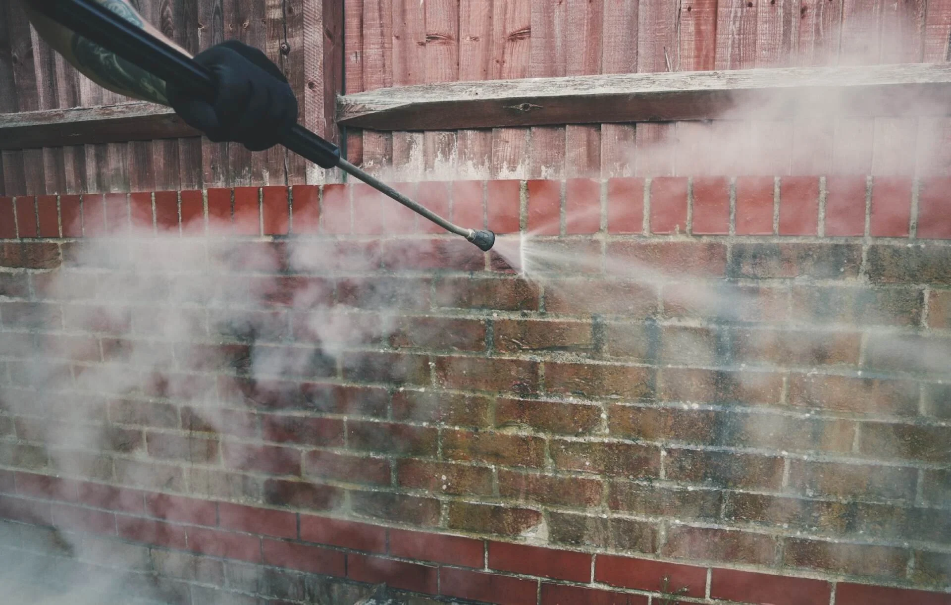 Exterior Wall Cleaning